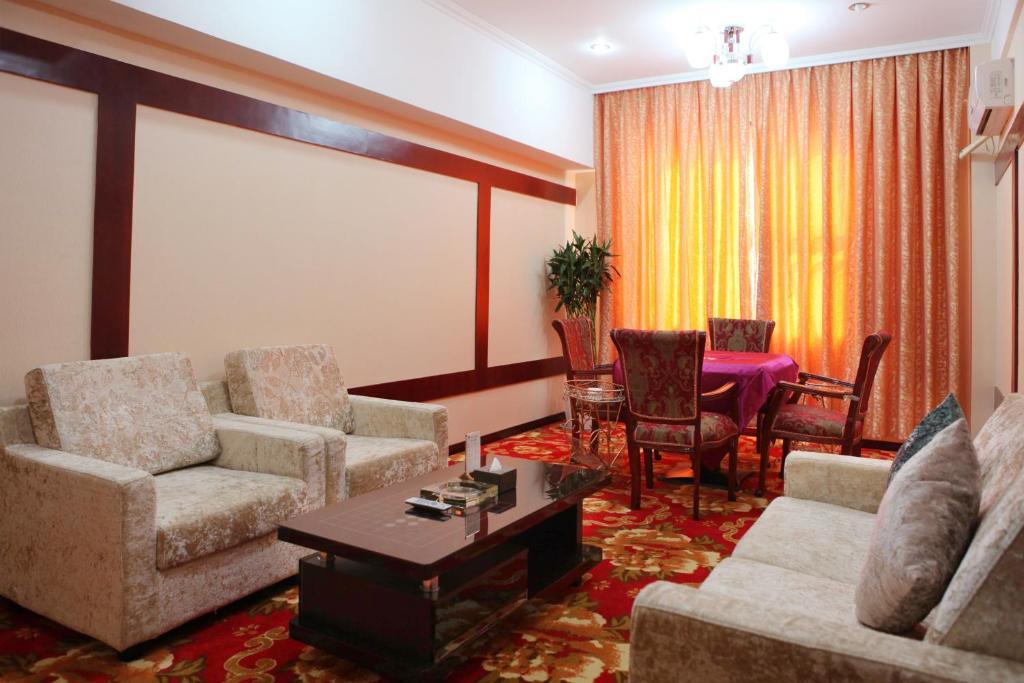 Tianhe Hotel Chengdu Exterior photo
