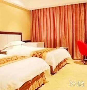 Tianhe Hotel Chengdu Exterior photo